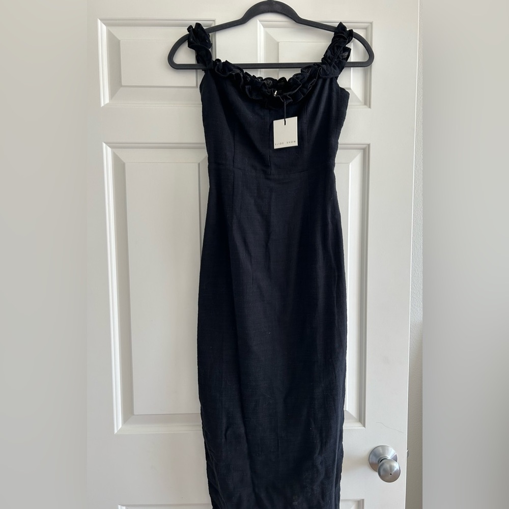 Size 6. Slide show dress never worn.  linen
